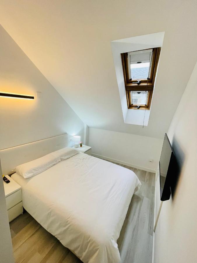 El Atico Nuevo En El Centro Con Ascensor, Garaje, Aire Acondicionado Y Wifi Apartment Biescas  Exterior photo